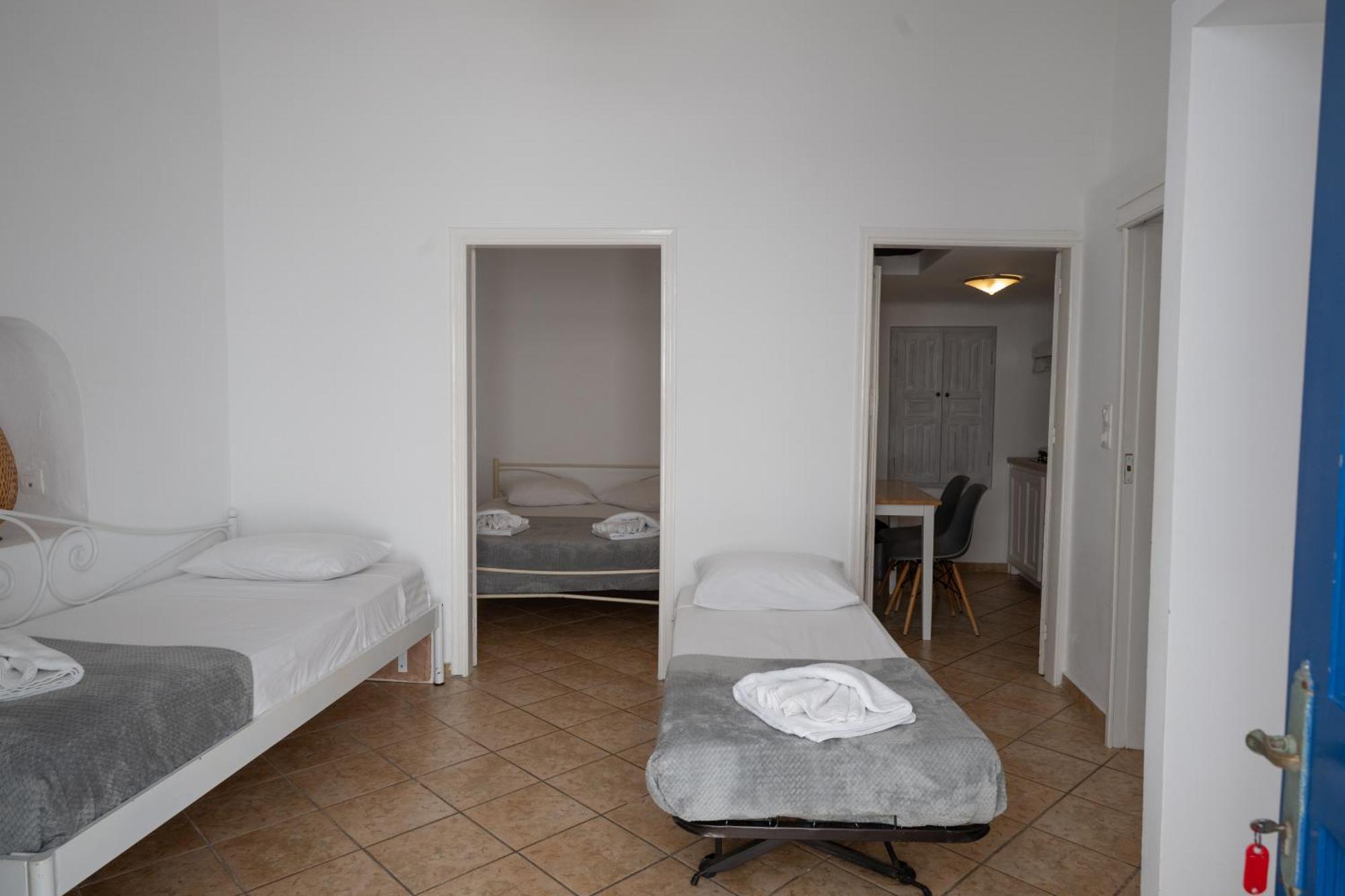Madres Houses Mykonos Town エクステリア 写真