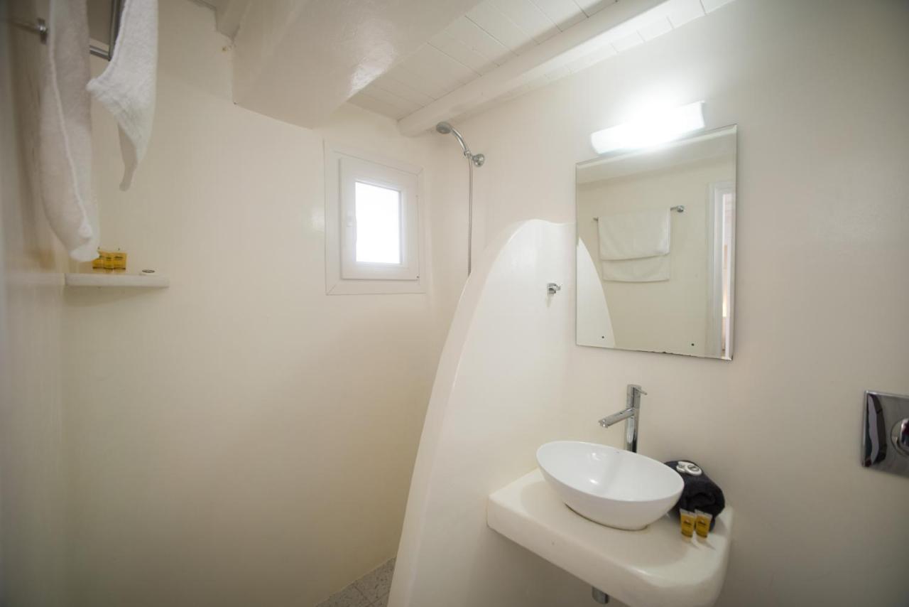 Madres Houses Mykonos Town エクステリア 写真